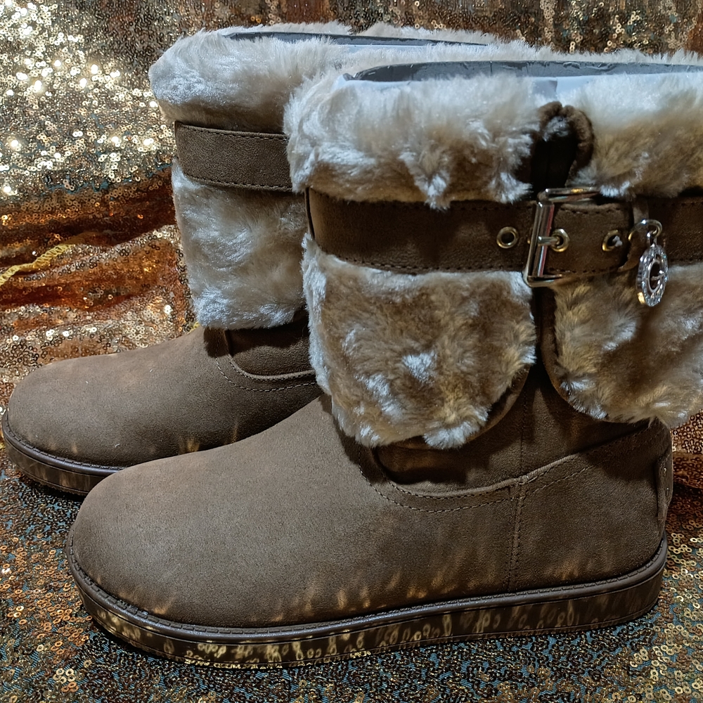 GBG Los Angeles Brown Ankle Boots with Cream Fur
